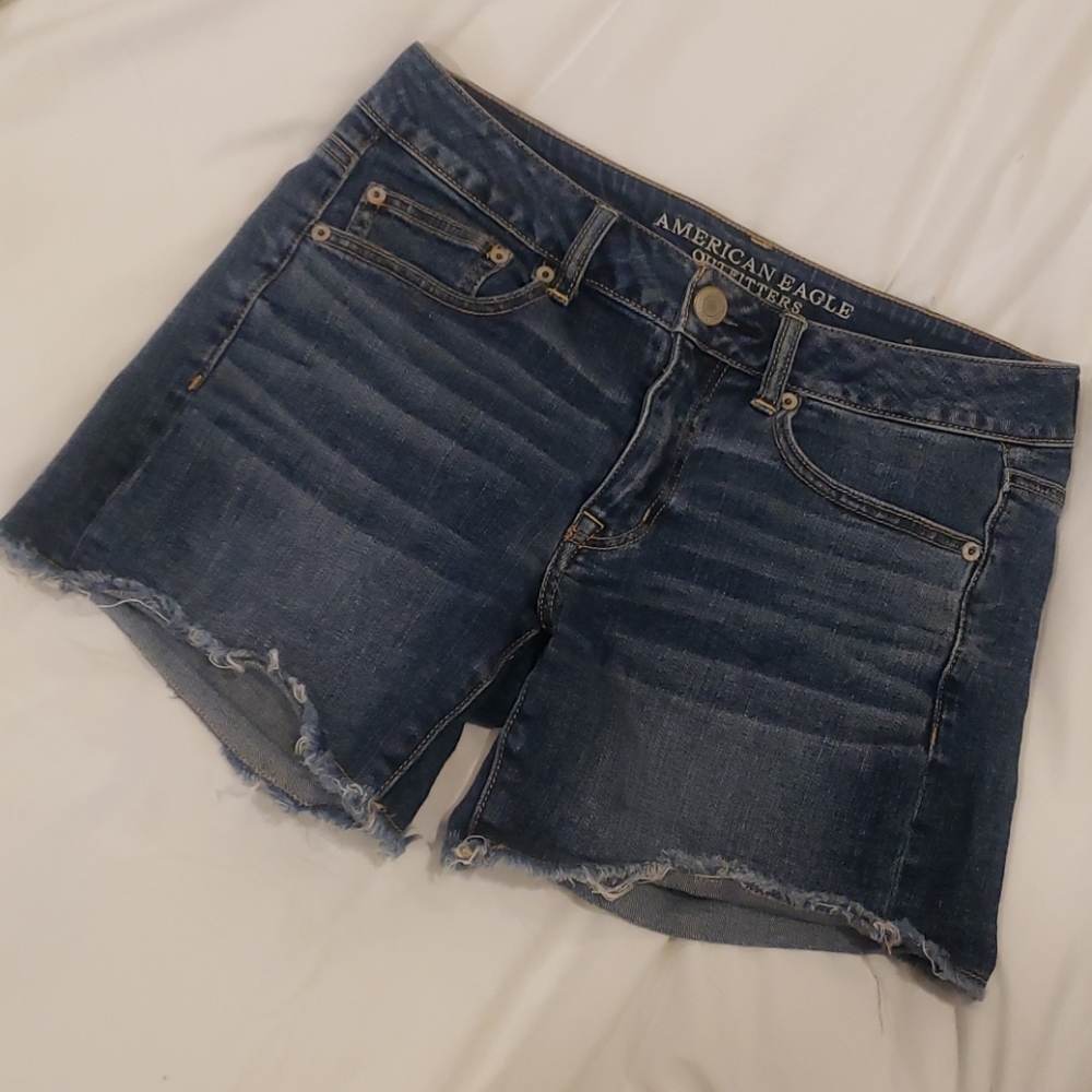 AMERICAN EAGLE BOY MIDI JEAN SHORTS, SIZE 2